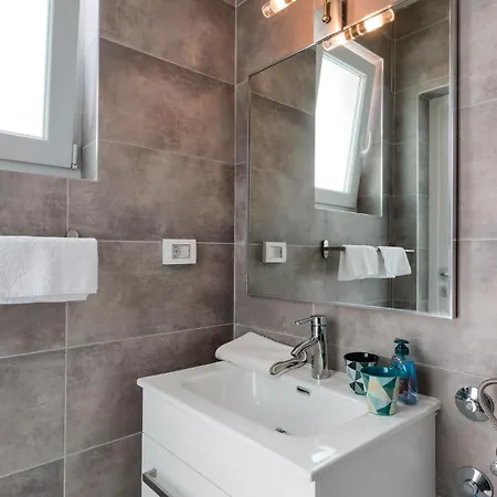 Σπίτι διακοπών 4 Bedroom Stunning In