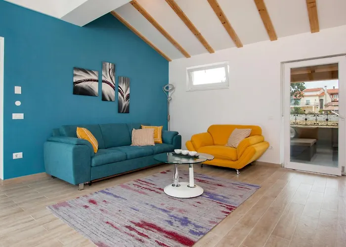 4 Bedroom Stunning In Vakantiehuis *