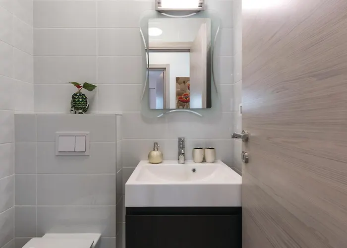 4 Bedroom Stunning In * Pula