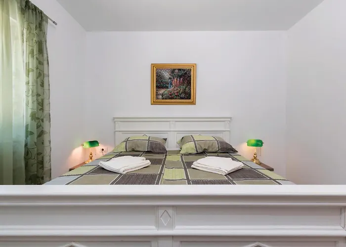 4 Bedroom Stunning In