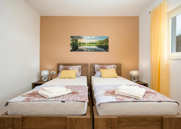 4 Bedroom Stunning In