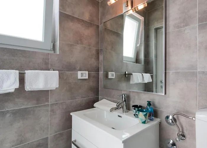 Vakantiehuis 4 Bedroom Stunning In