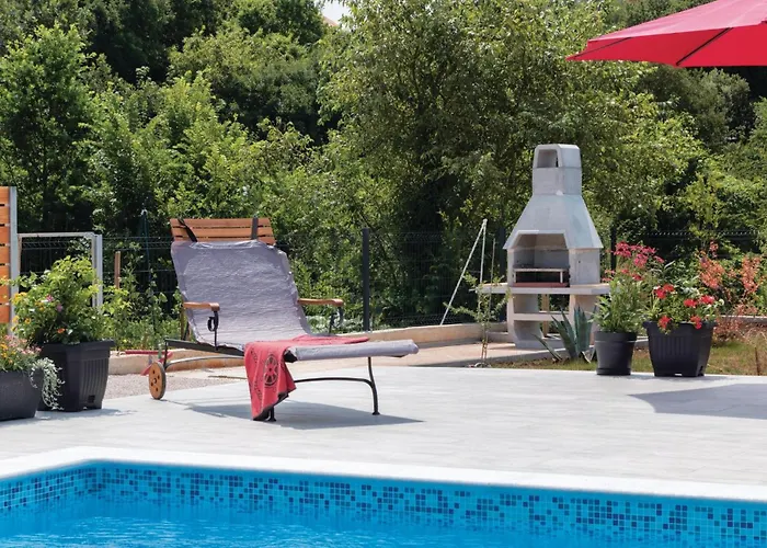 4 Bedroom Stunning In * Pula