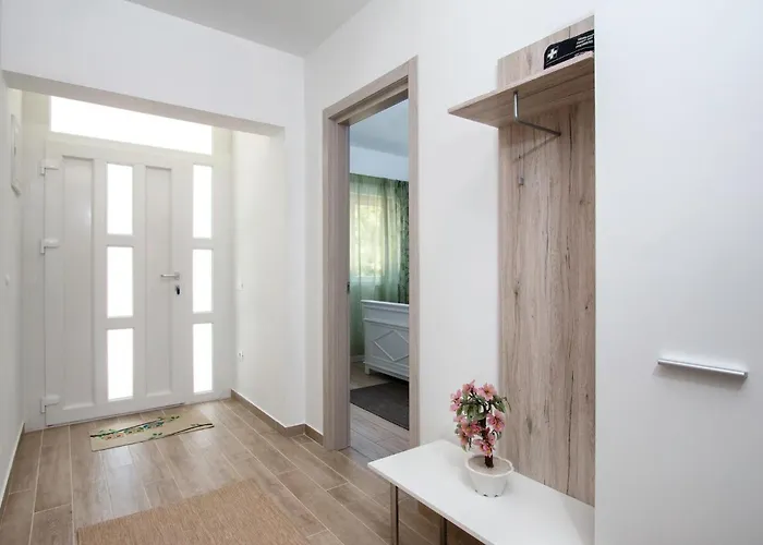 4 Bedroom Stunning In